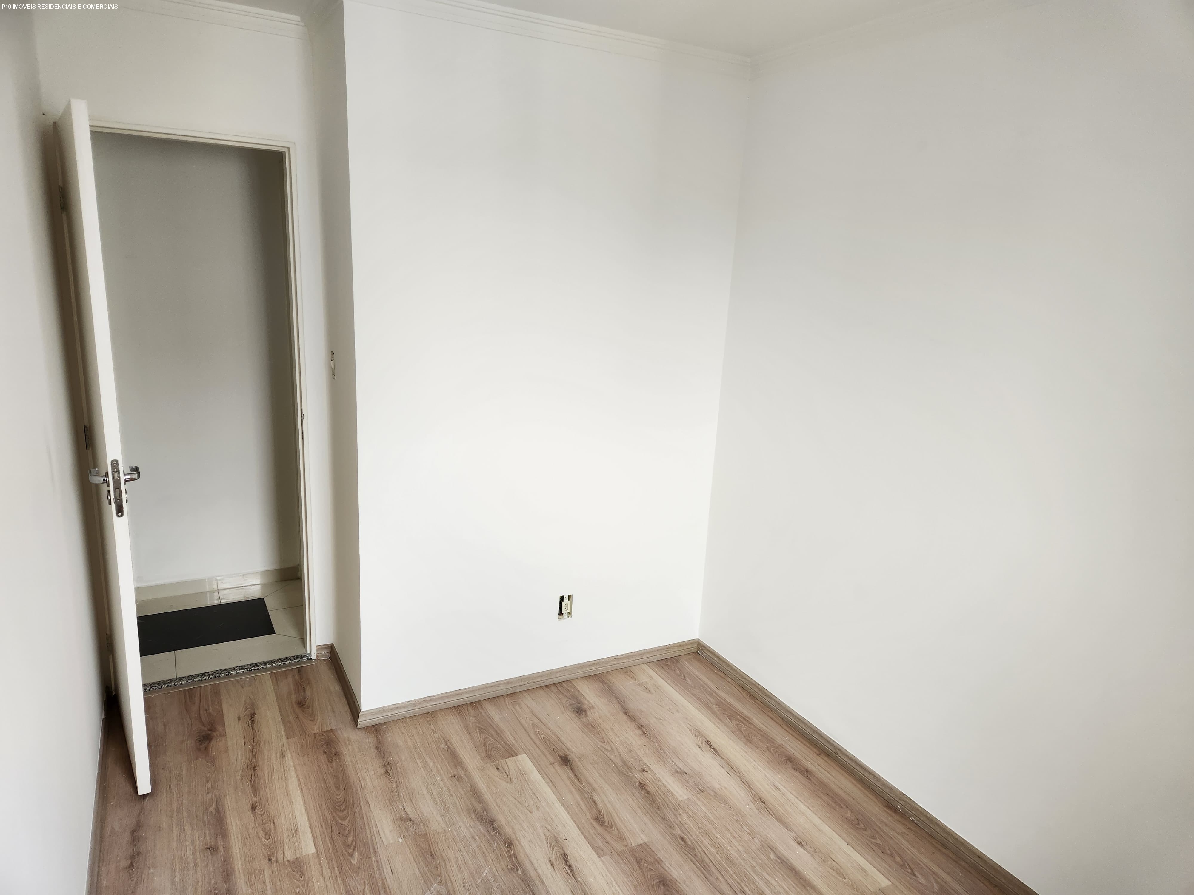 Apartamento à venda com 2 quartos, 83m² - Foto 13