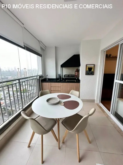 Apartamento à venda com 2 quartos, 72m² - Foto 2