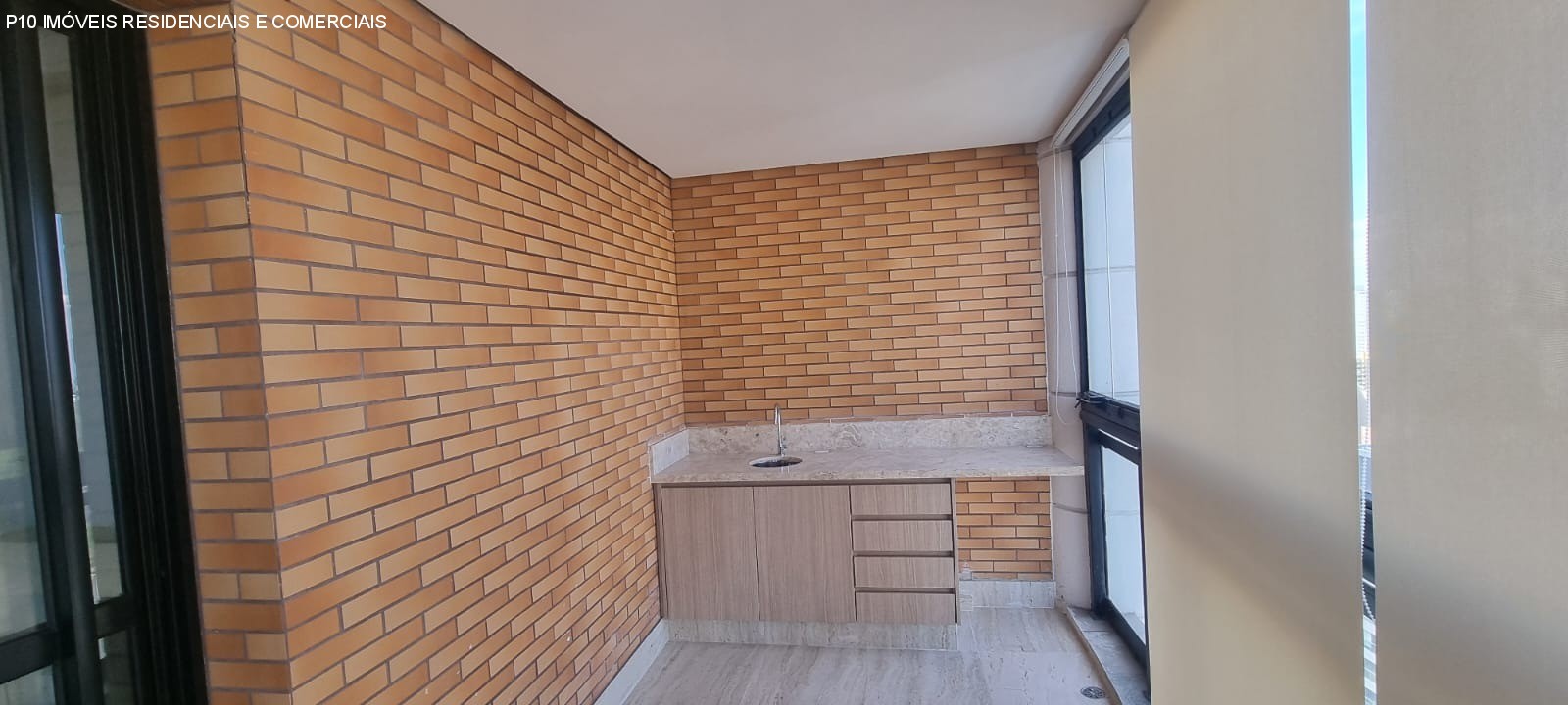 Apartamento à venda com 4 quartos, 195m² - Foto 3