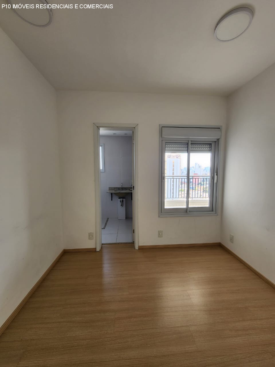 Apartamento à venda com 3 quartos, 110m² - Foto 9