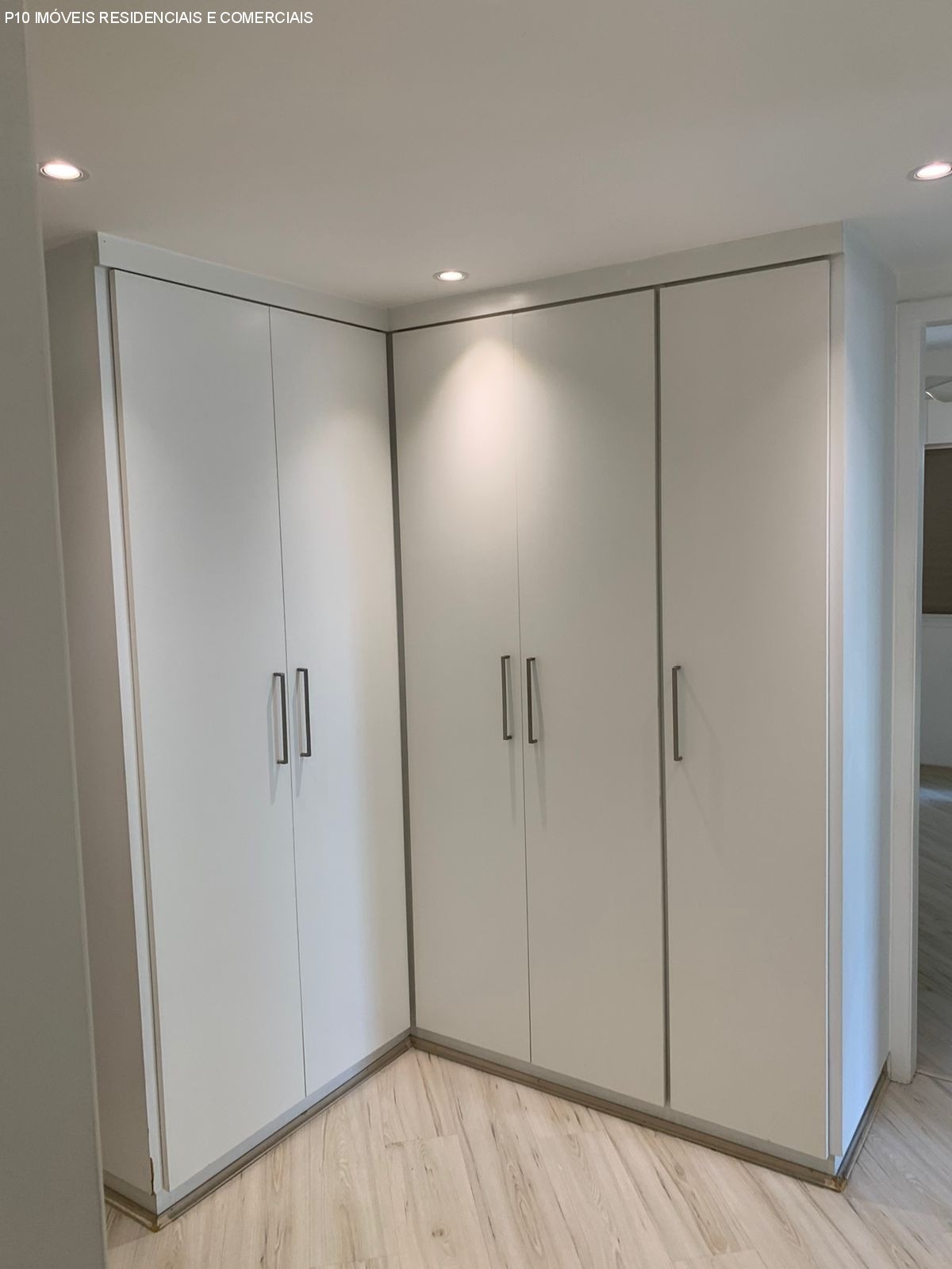 Apartamento à venda com 4 quartos, 142m² - Foto 41