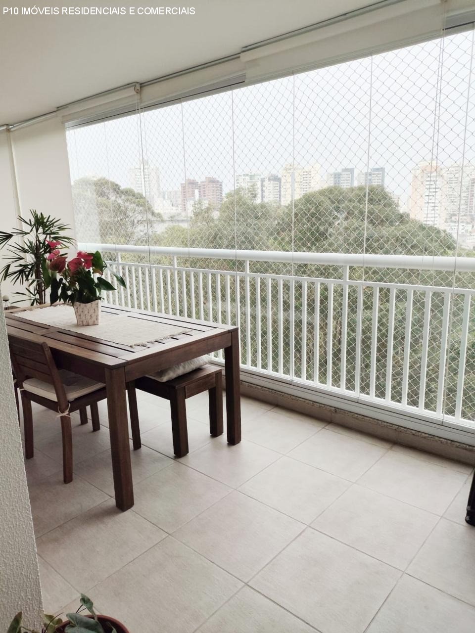 Apartamento à venda com 3 quartos, 138m² - Foto 2