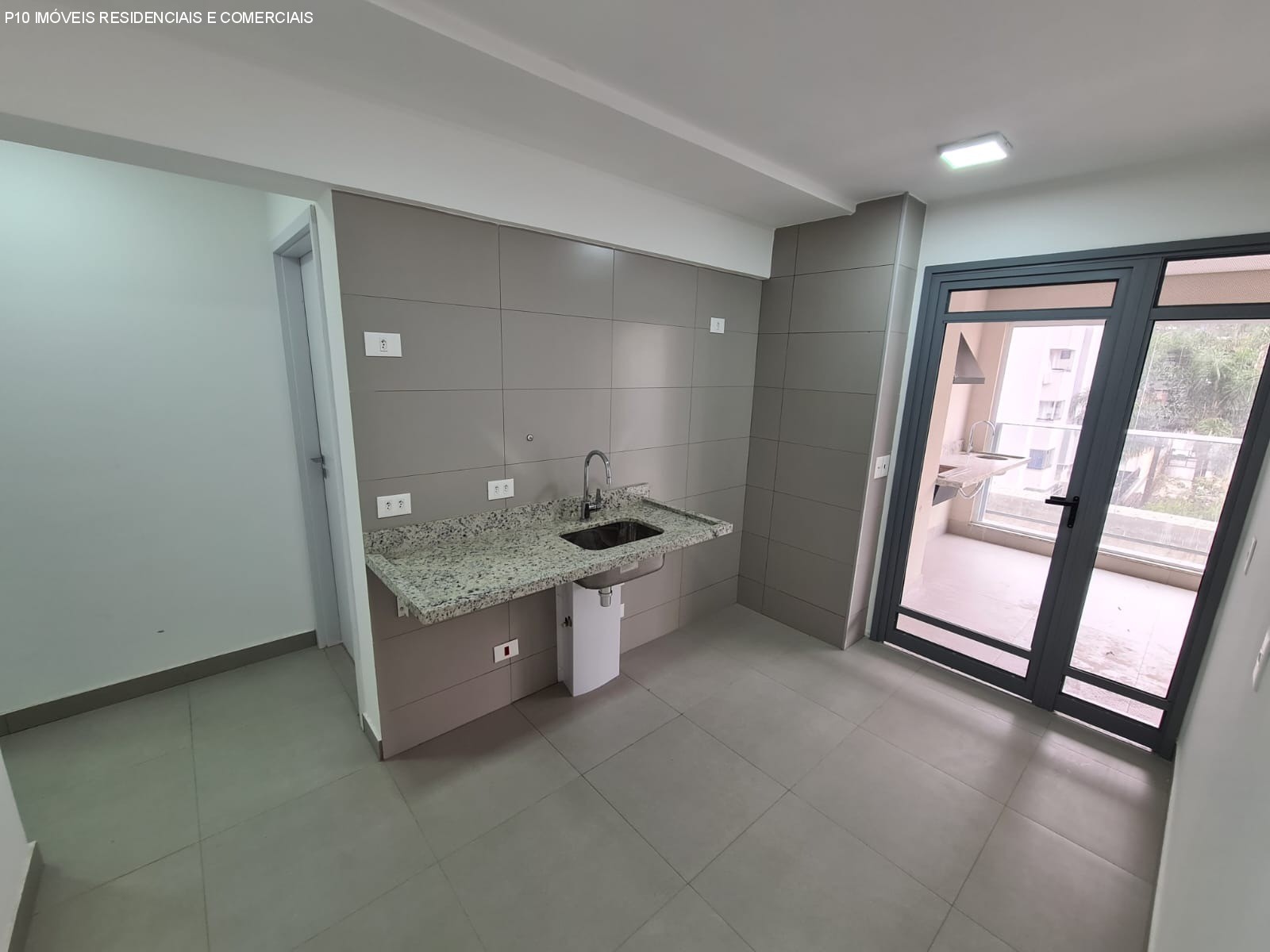 Apartamento à venda com 4 quartos, 146m² - Foto 14