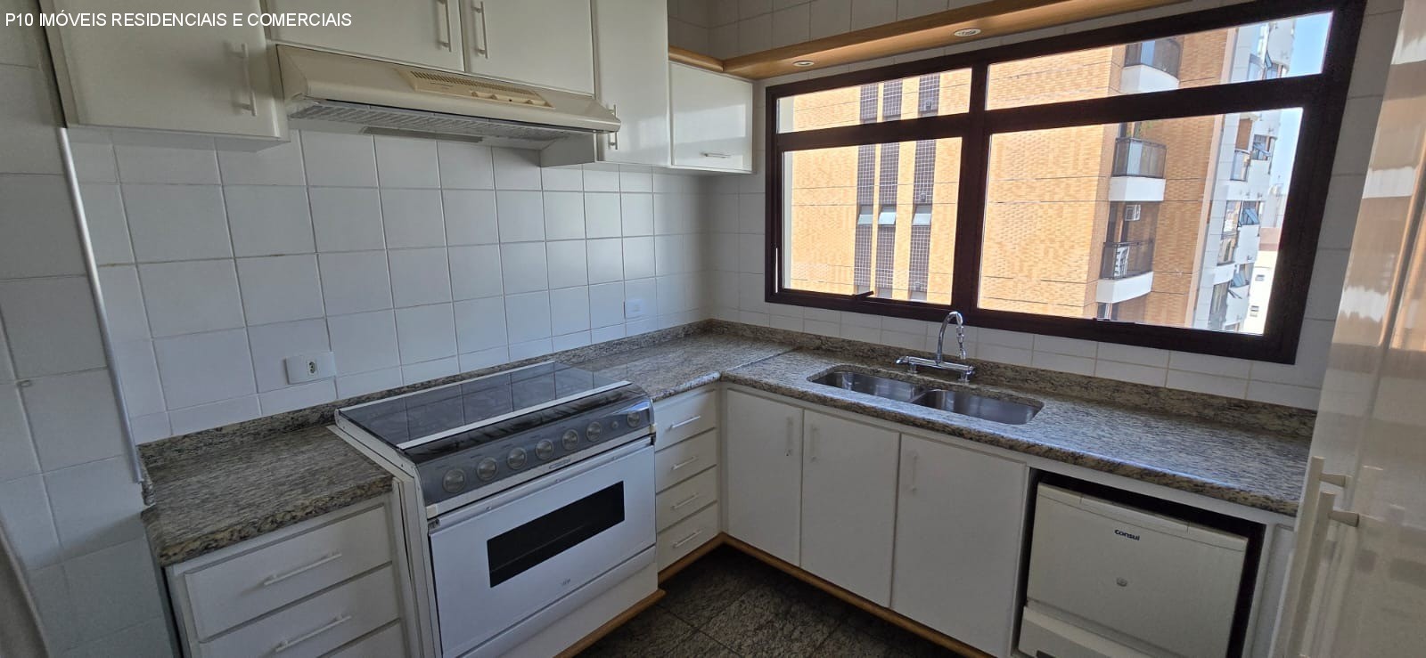 Apartamento à venda com 3 quartos, 164m² - Foto 12