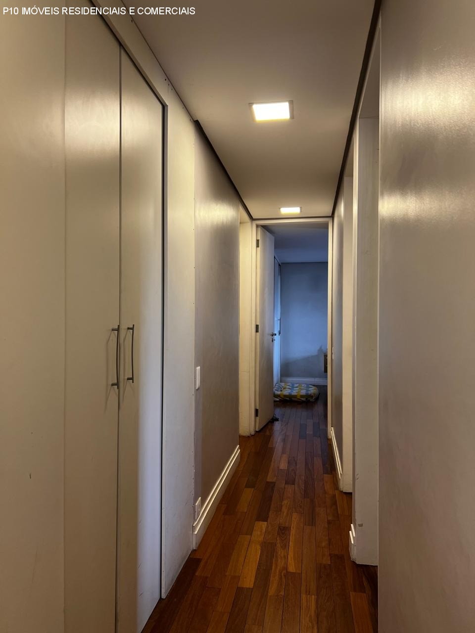 Apartamento à venda com 4 quartos, 210m² - Foto 23