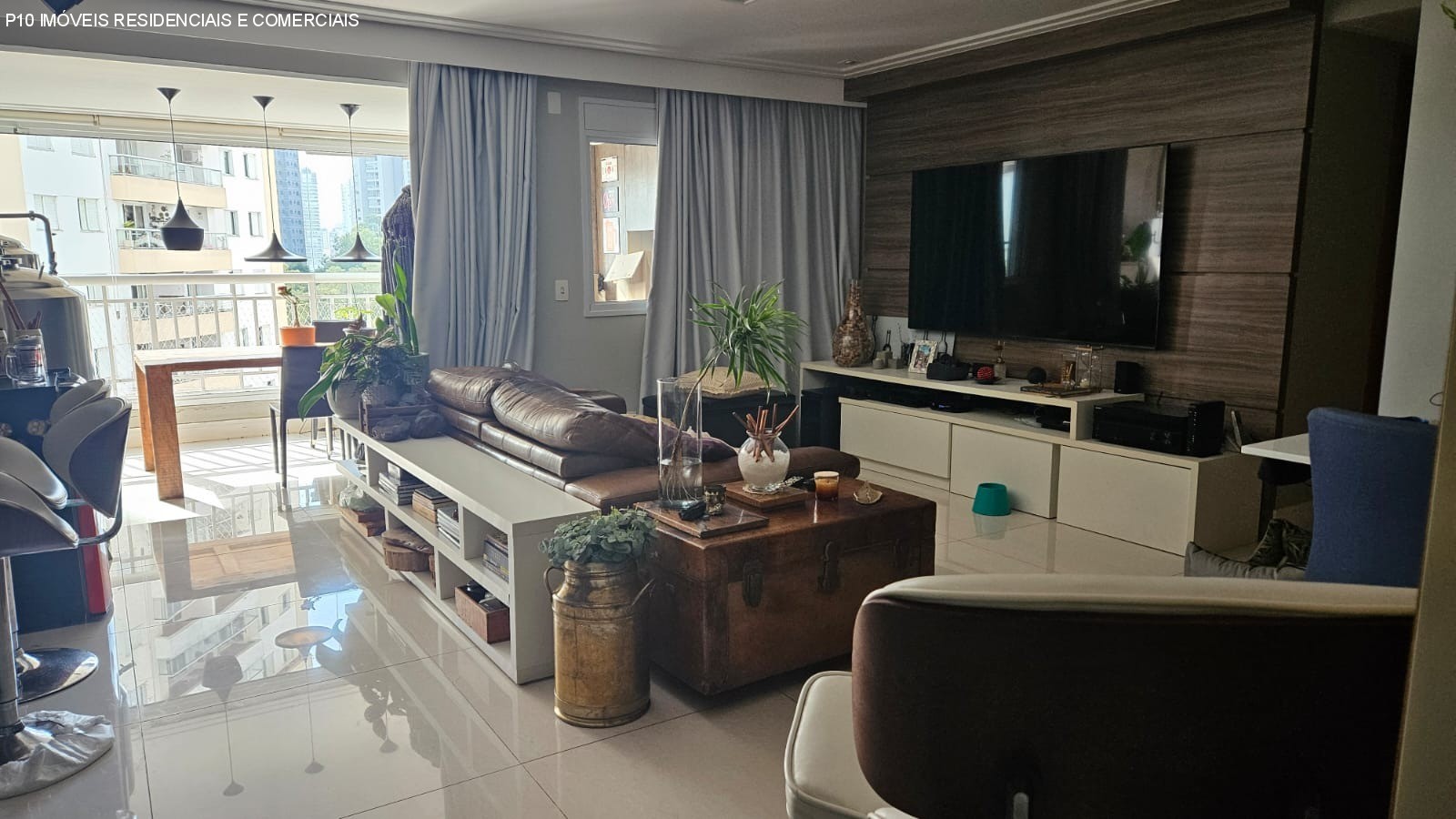 Apartamento à venda com 2 quartos, 95m² - Foto 1