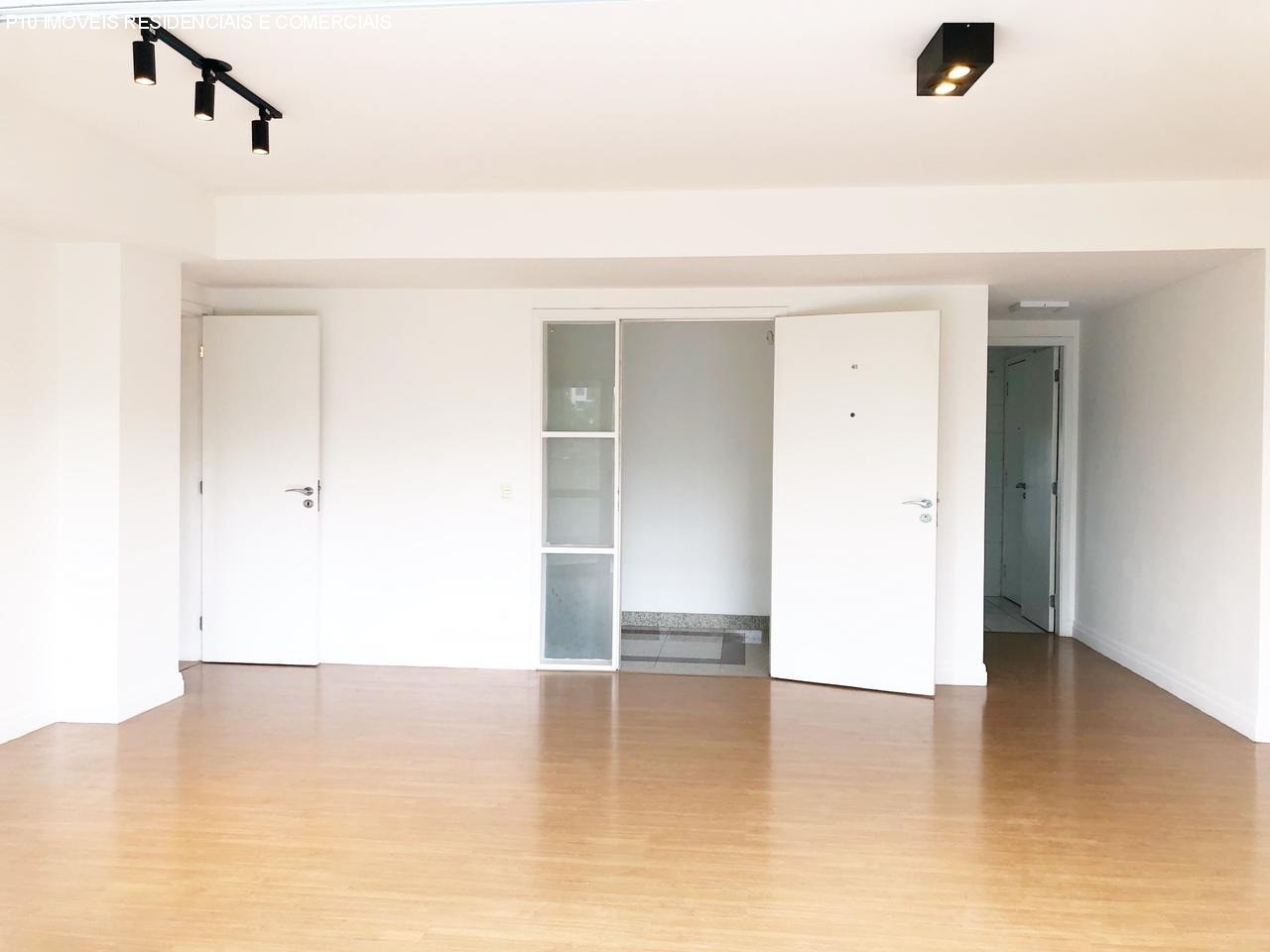 Apartamento à venda com 3 quartos, 138m² - Foto 15