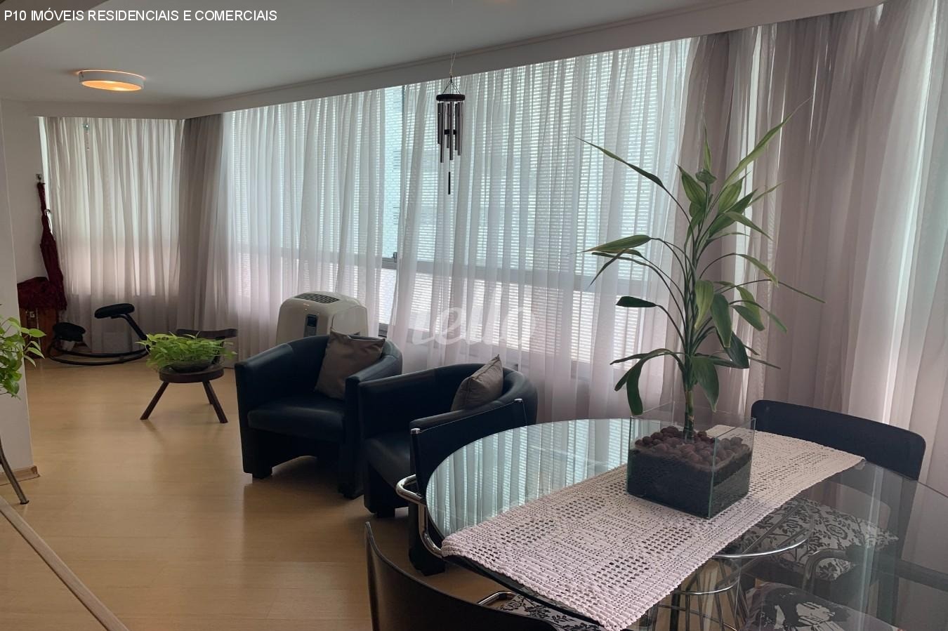 Apartamento à venda com 3 quartos, 192m² - Foto 1