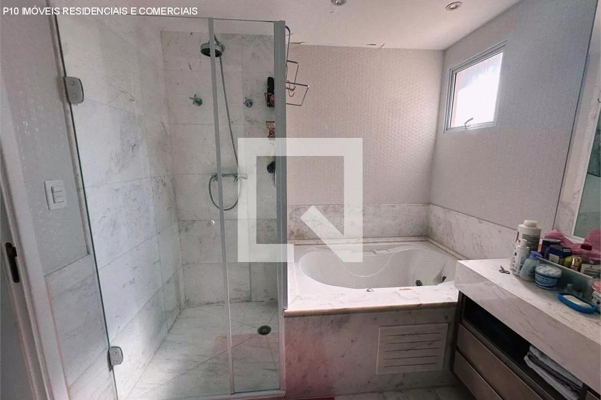 Apartamento à venda com 3 quartos, 246m² - Foto 14