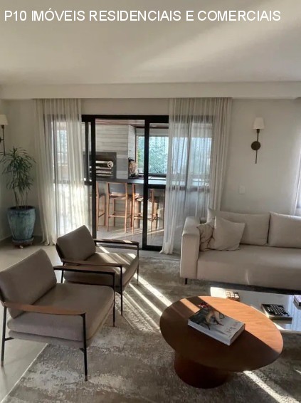 Apartamento à venda com 3 quartos, 250m² - Foto 2