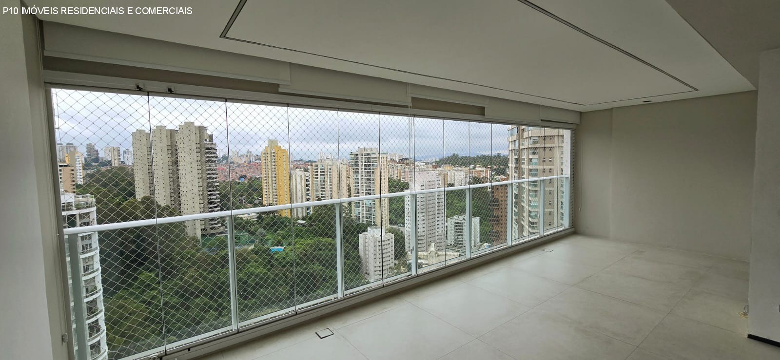 Apartamento à venda com 3 quartos, 214m² - Foto 1