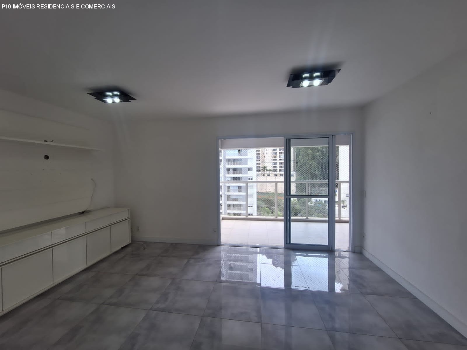 Apartamento à venda com 3 quartos, 106m² - Foto 31