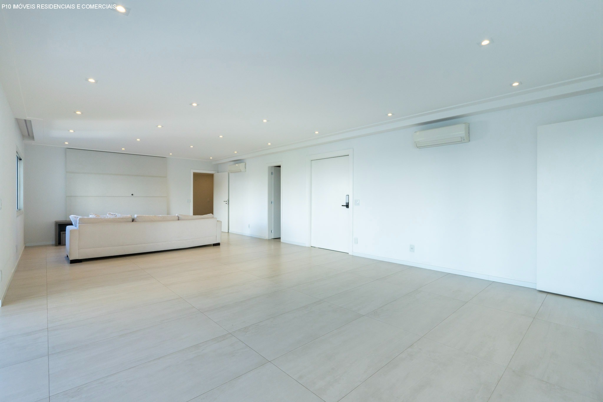 Apartamento à venda com 3 quartos, 235m² - Foto 8