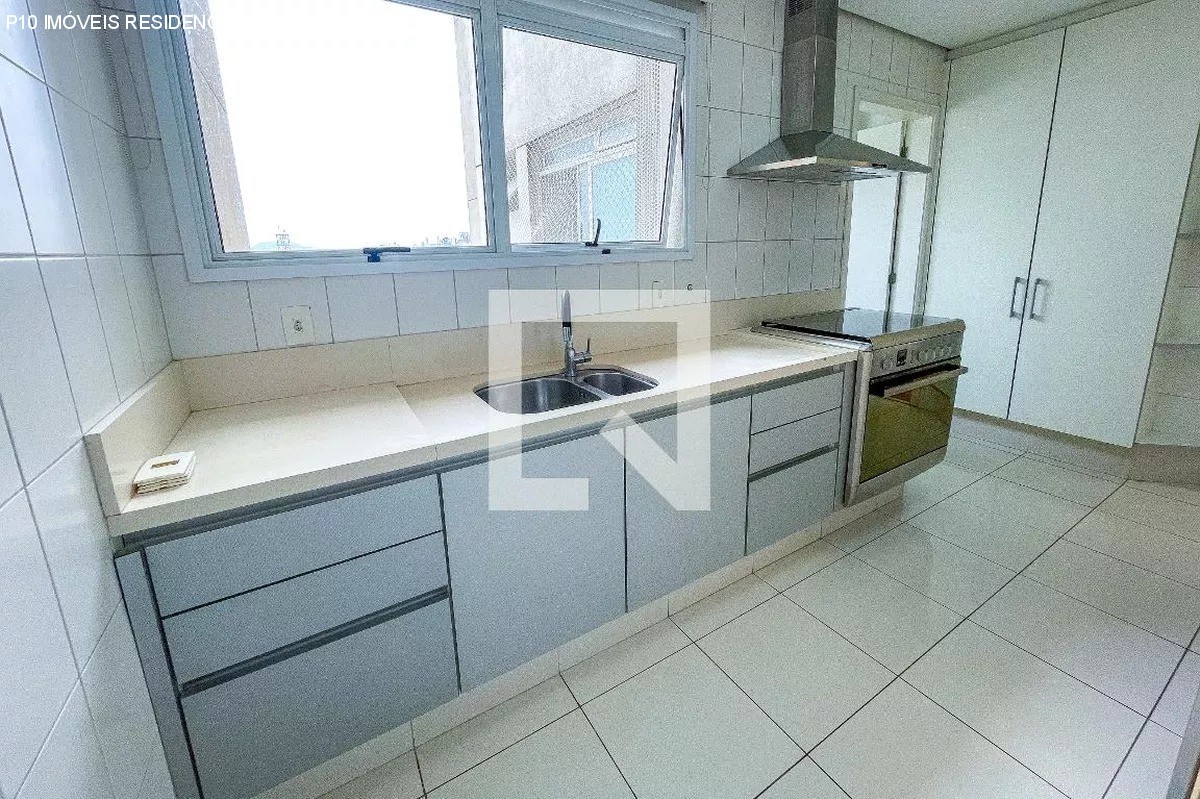 Apartamento à venda com 4 quartos, 140m² - Foto 11