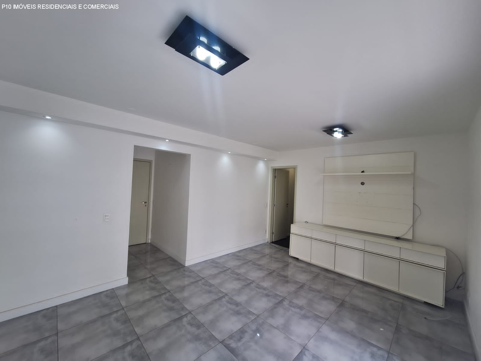 Apartamento à venda com 3 quartos, 106m² - Foto 6