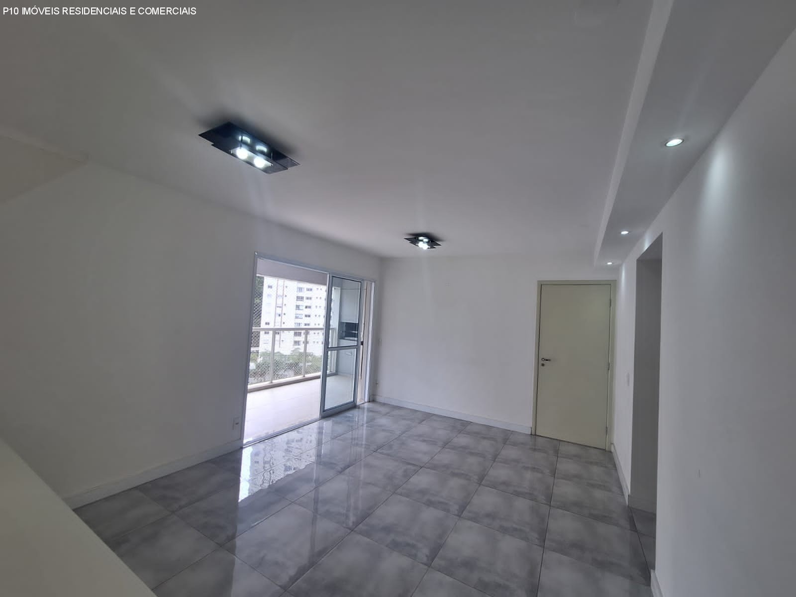 Apartamento à venda com 3 quartos, 106m² - Foto 11