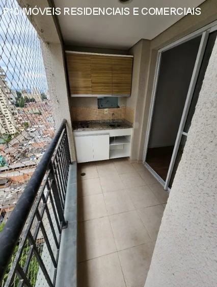 Apartamento à venda com 2 quartos, 64m² - Foto 2