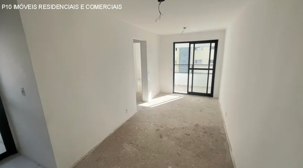 Apartamento à venda com 2 quartos, 45m² - Foto 3