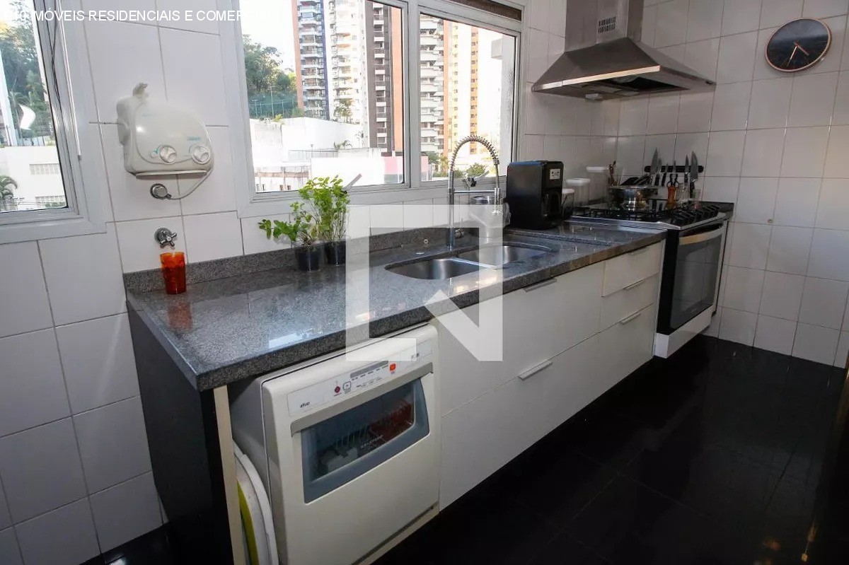 Apartamento à venda com 3 quartos, 175m² - Foto 12