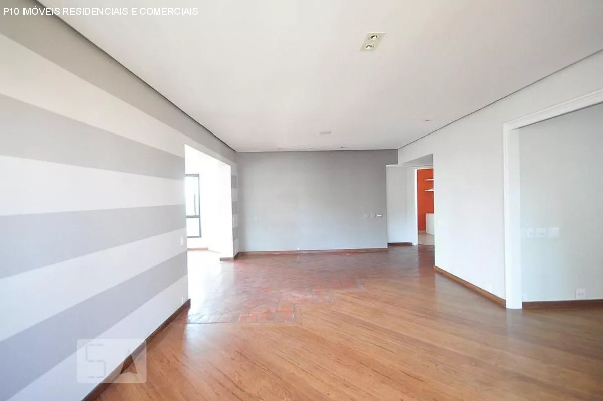 Apartamento à venda com 4 quartos, 236m² - Foto 8