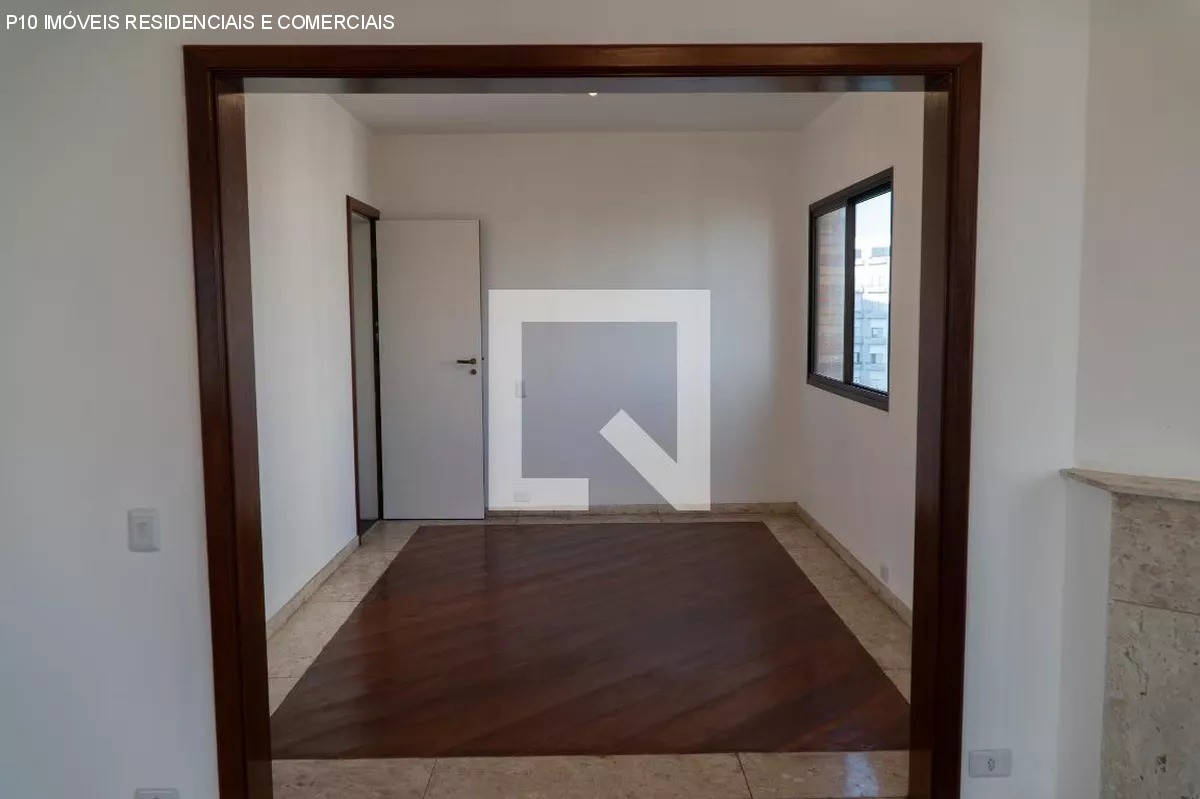 Apartamento à venda com 4 quartos, 236m² - Foto 10