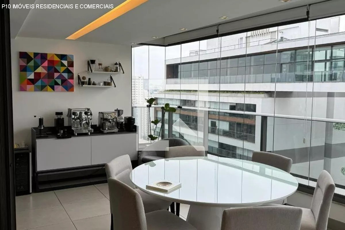 Apartamento à venda com 2 quartos, 131m² - Foto 2