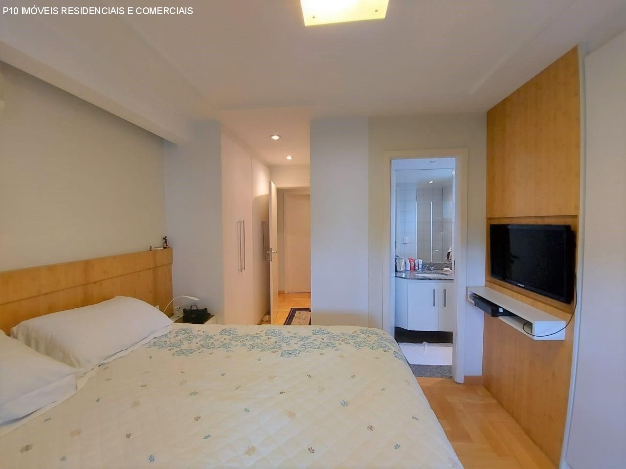 Apartamento à venda com 3 quartos, 135m² - Foto 17