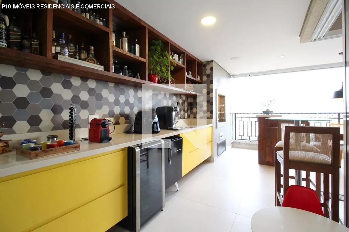 Apartamento à venda com 3 quartos, 157m² - Foto 3