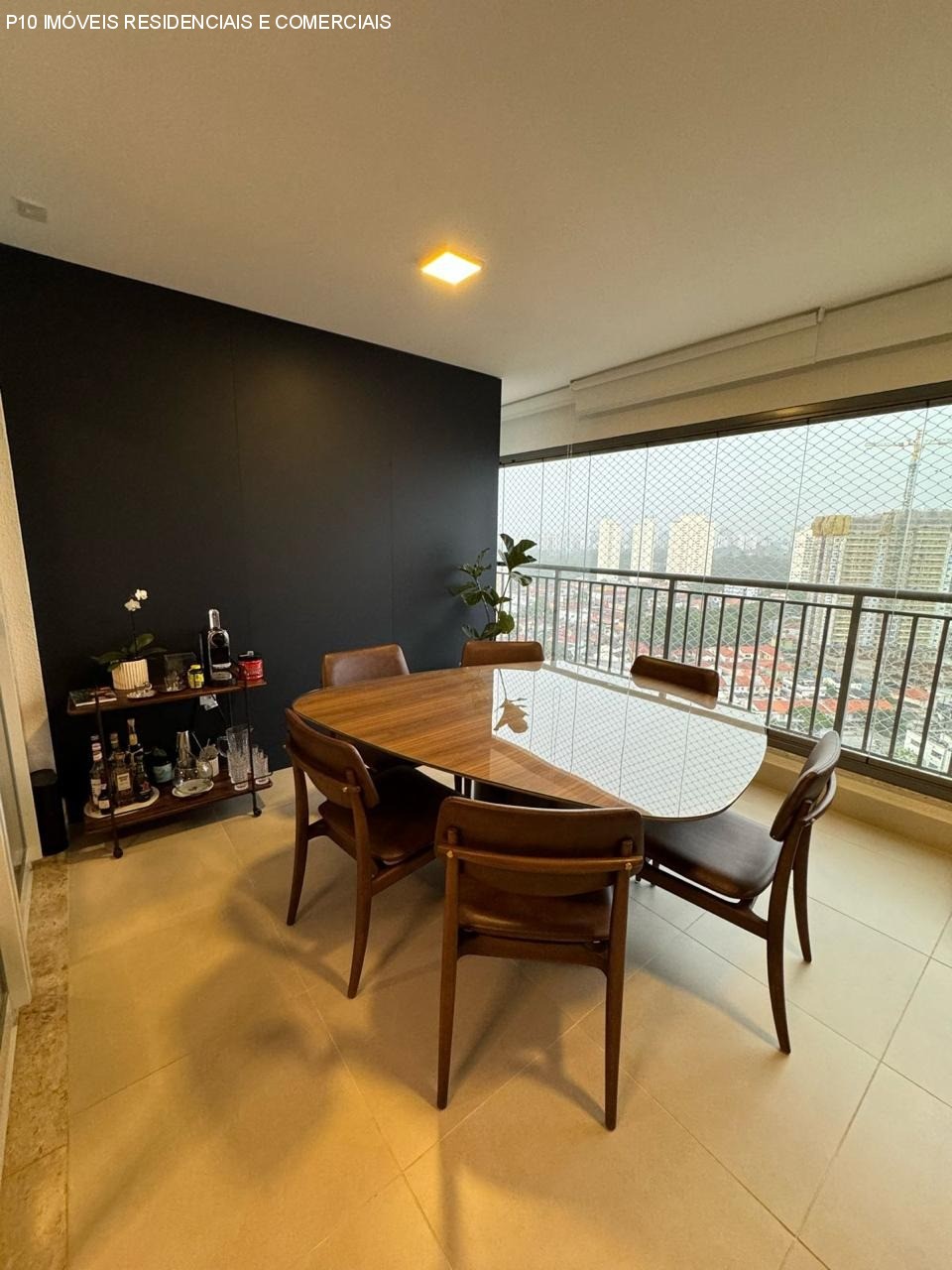 Apartamento à venda com 3 quartos, 108m² - Foto 1