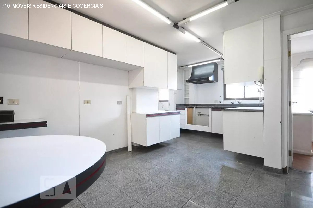 Apartamento à venda com 4 quartos, 236m² - Foto 11