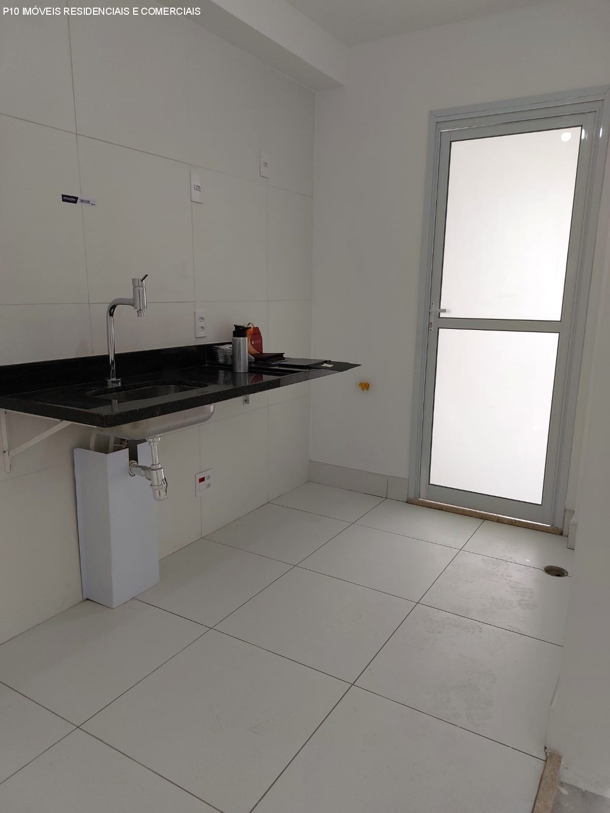 Apartamento à venda com 3 quartos, 84m² - Foto 4