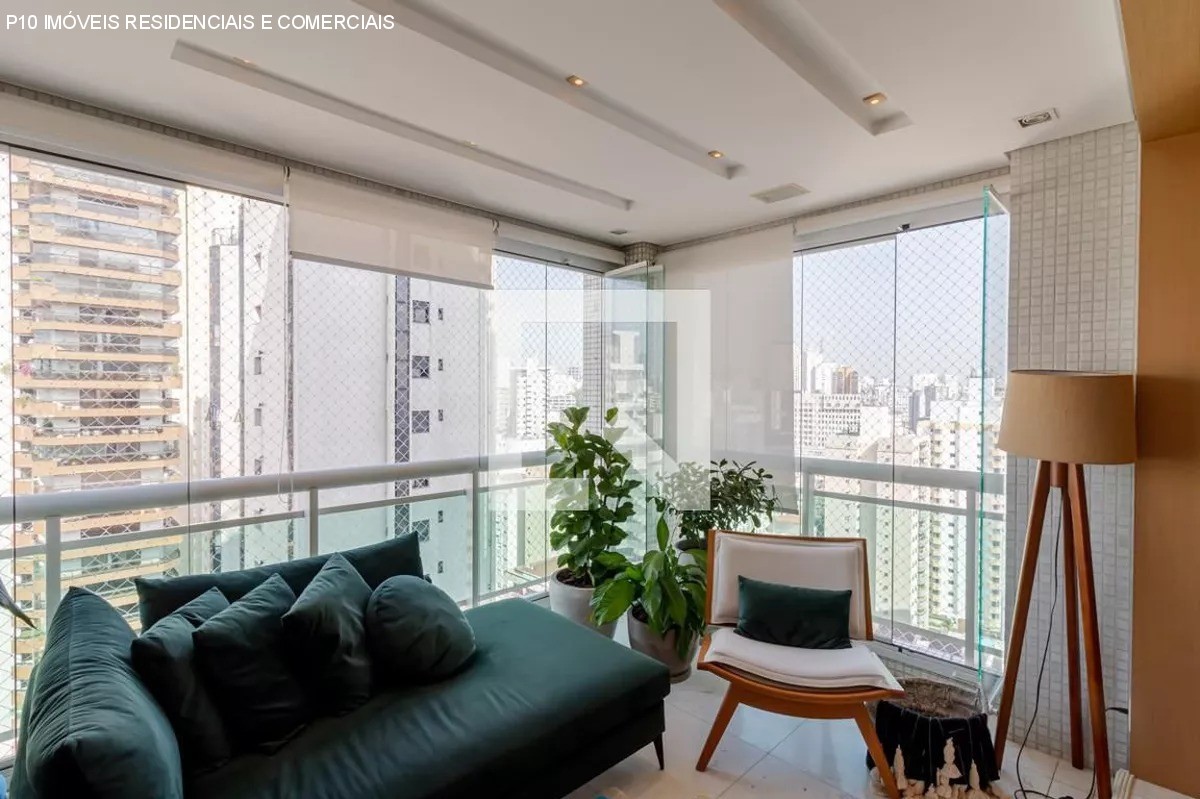 Apartamento à venda com 3 quartos, 157m² - Foto 1