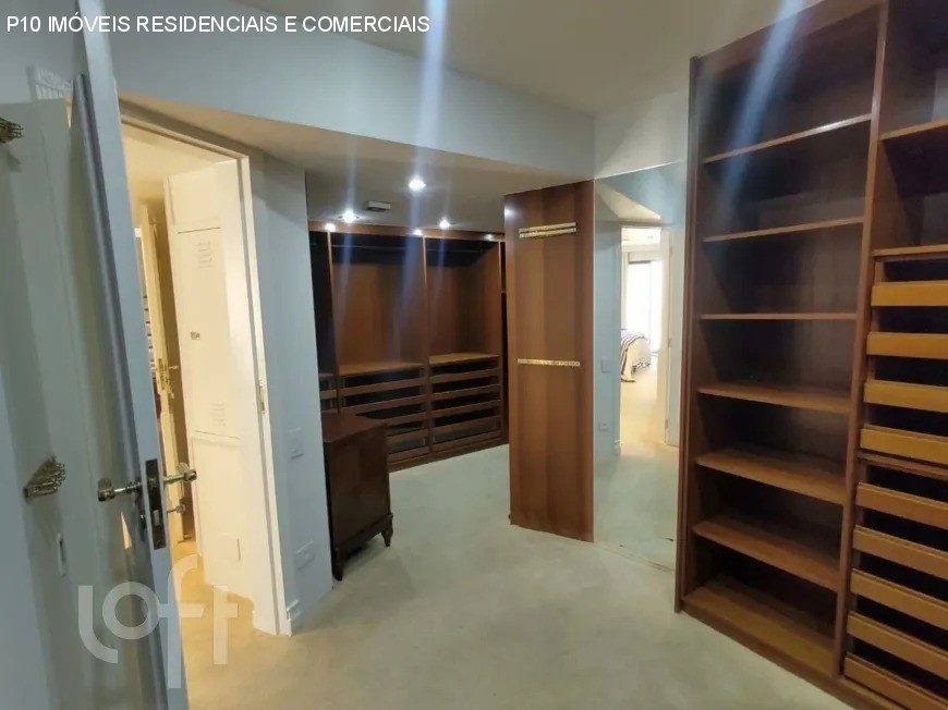 Cobertura à venda com 3 quartos, 221m² - Foto 12