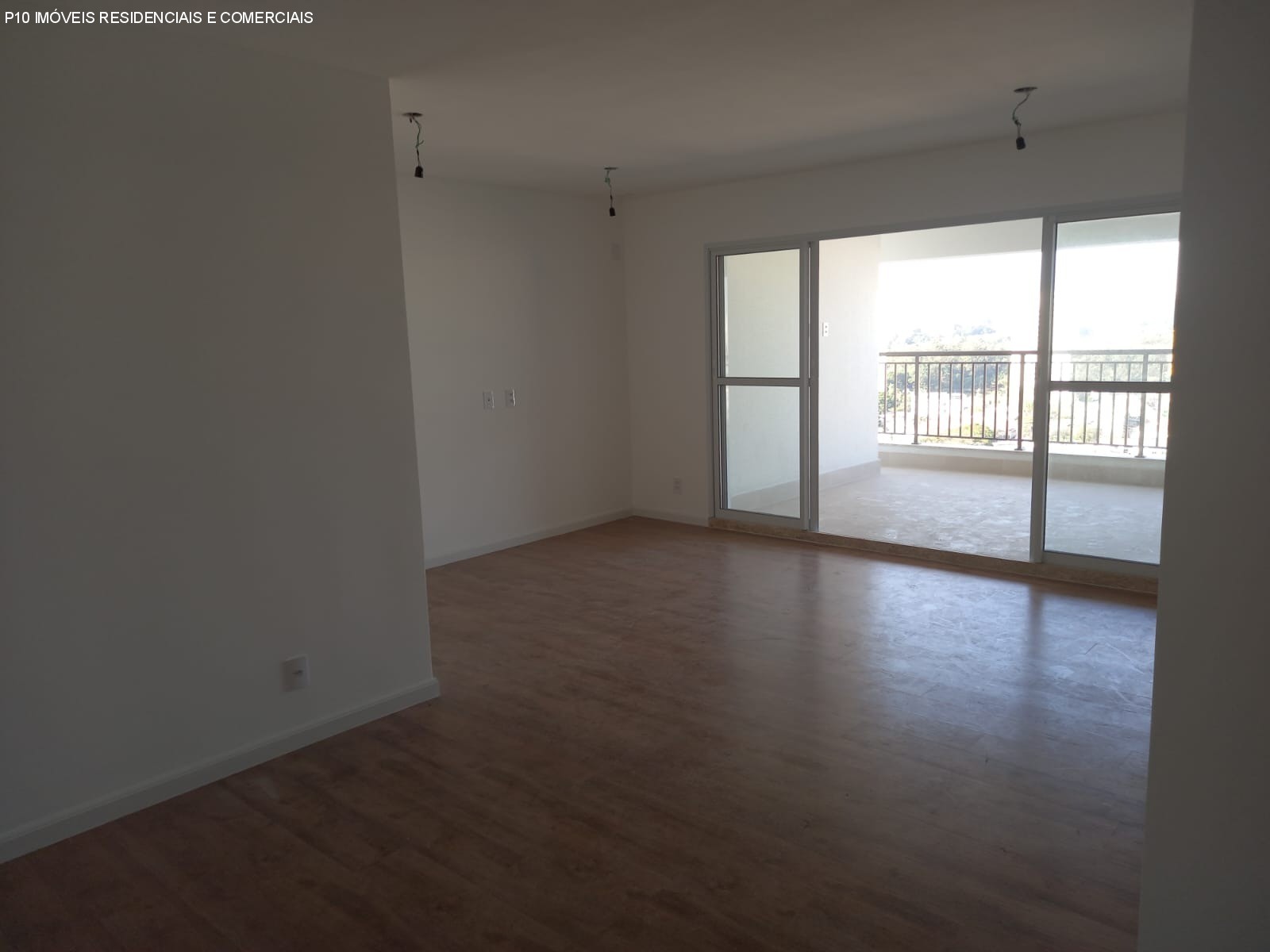 Apartamento à venda com 3 quartos, 108m² - Foto 1