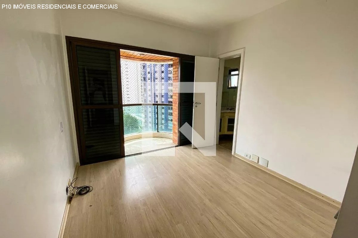 Apartamento à venda com 4 quartos, 236m² - Foto 7