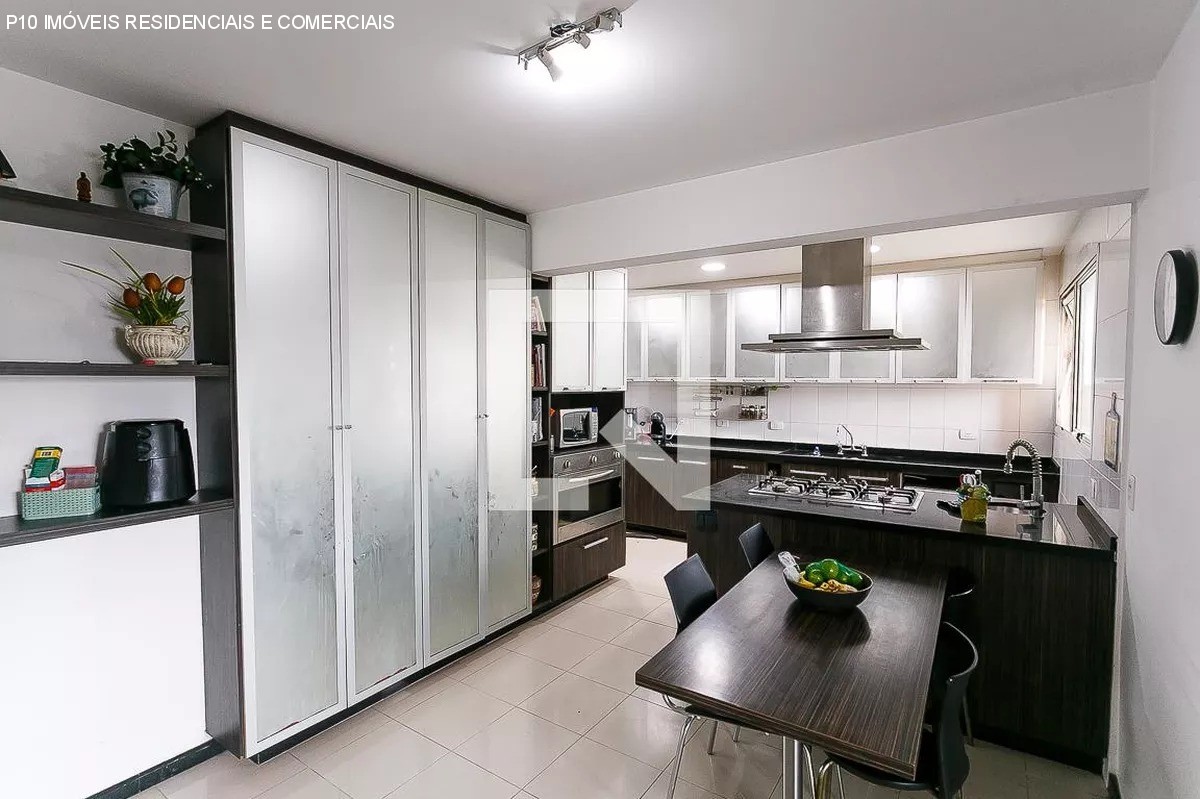 Apartamento à venda com 4 quartos, 261m² - Foto 13