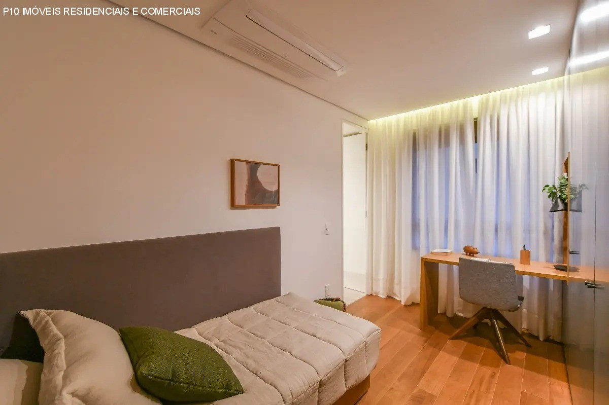 Apartamento à venda com 3 quartos, 213m² - Foto 13