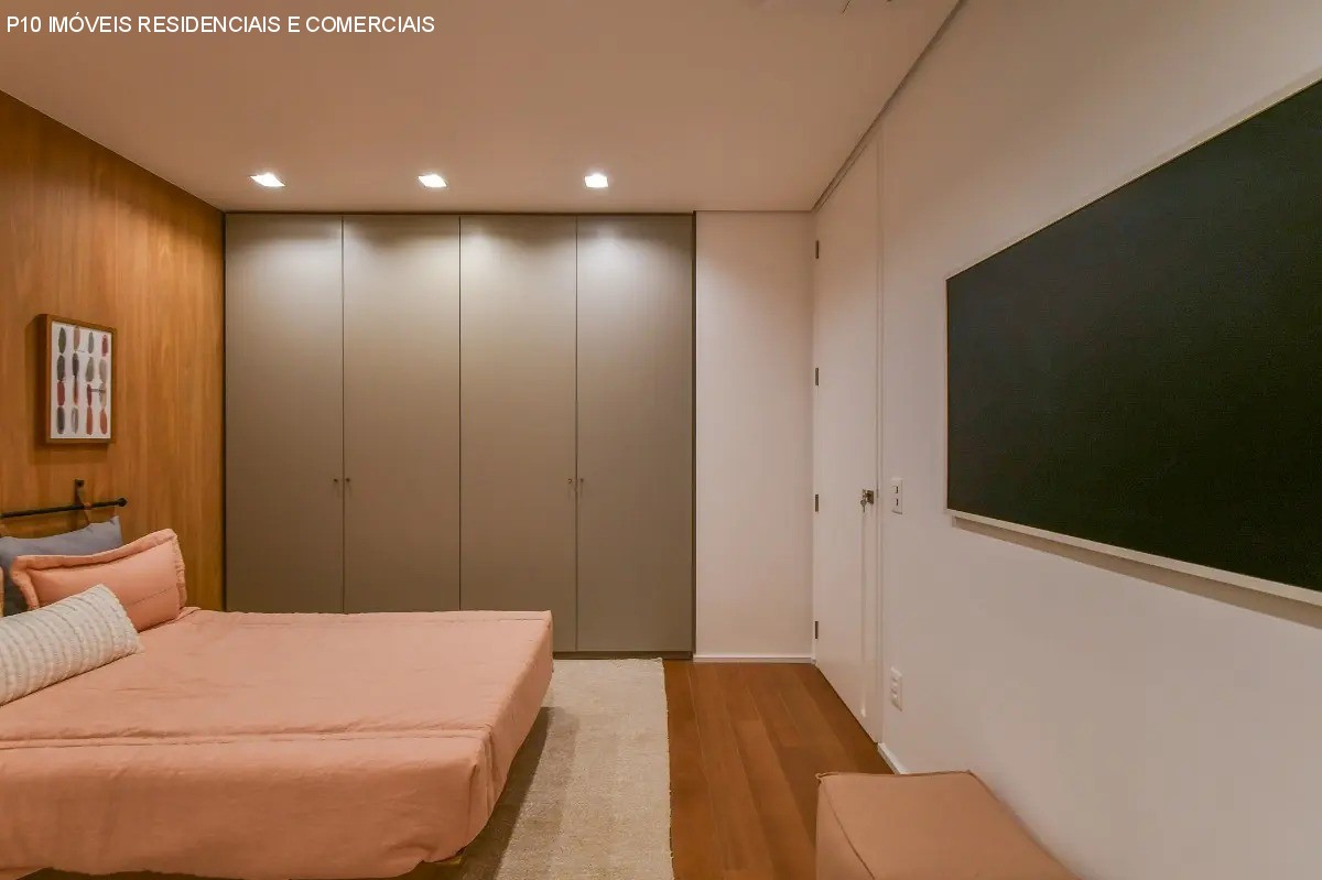 Apartamento à venda com 3 quartos, 213m² - Foto 12