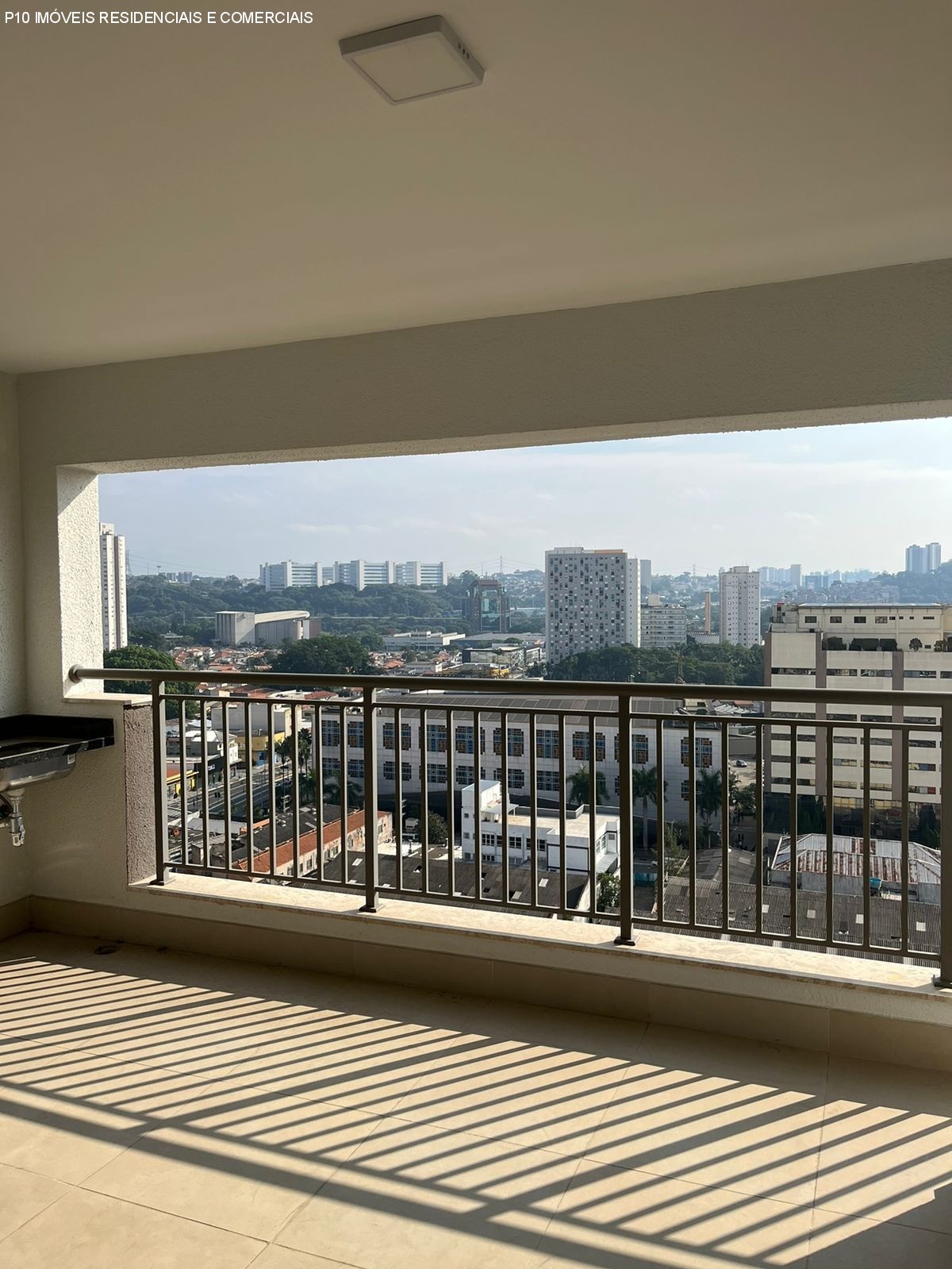 Apartamento à venda com 3 quartos, 108m² - Foto 1