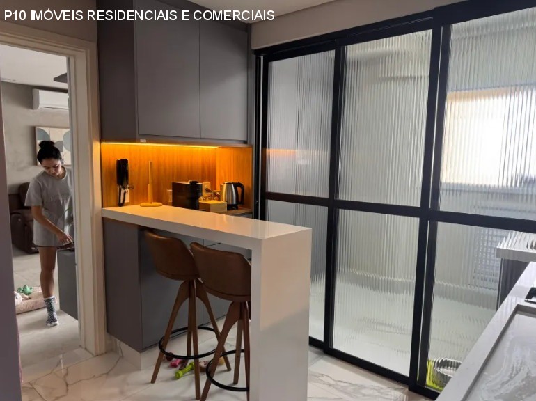 Apartamento à venda com 3 quartos, 107m² - Foto 7