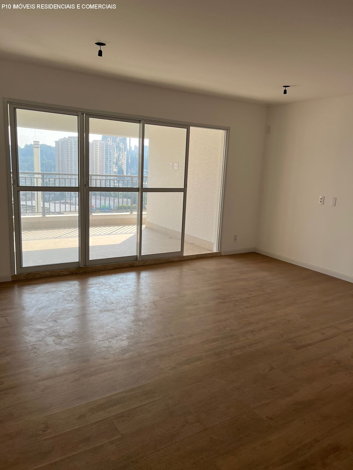 Apartamento à venda com 3 quartos, 108m² - Foto 3