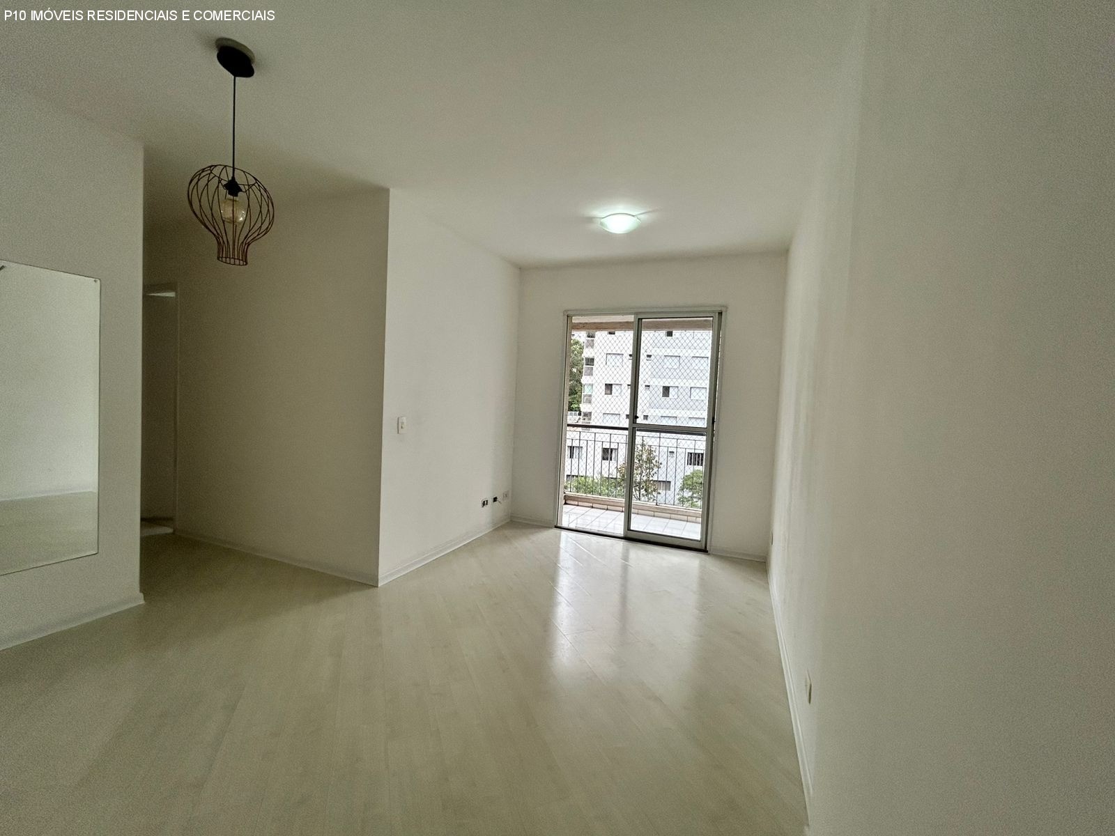 Apartamento à venda com 2 quartos, 55m² - Foto 4