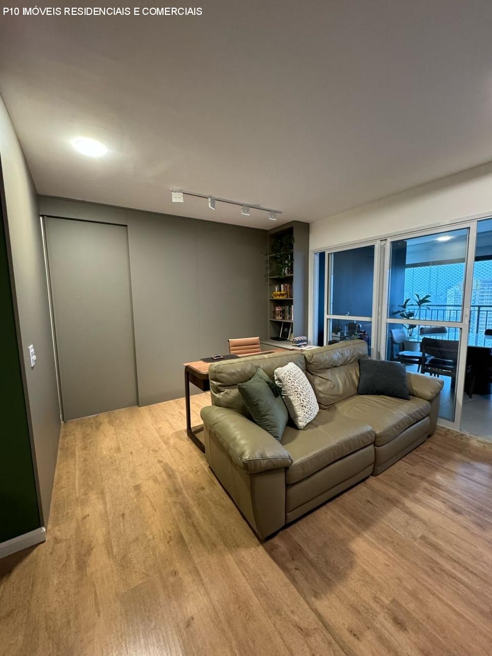 Apartamento à venda com 3 quartos, 108m² - Foto 3