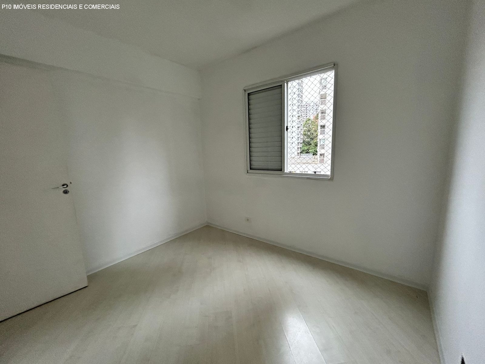 Apartamento à venda com 2 quartos, 55m² - Foto 11