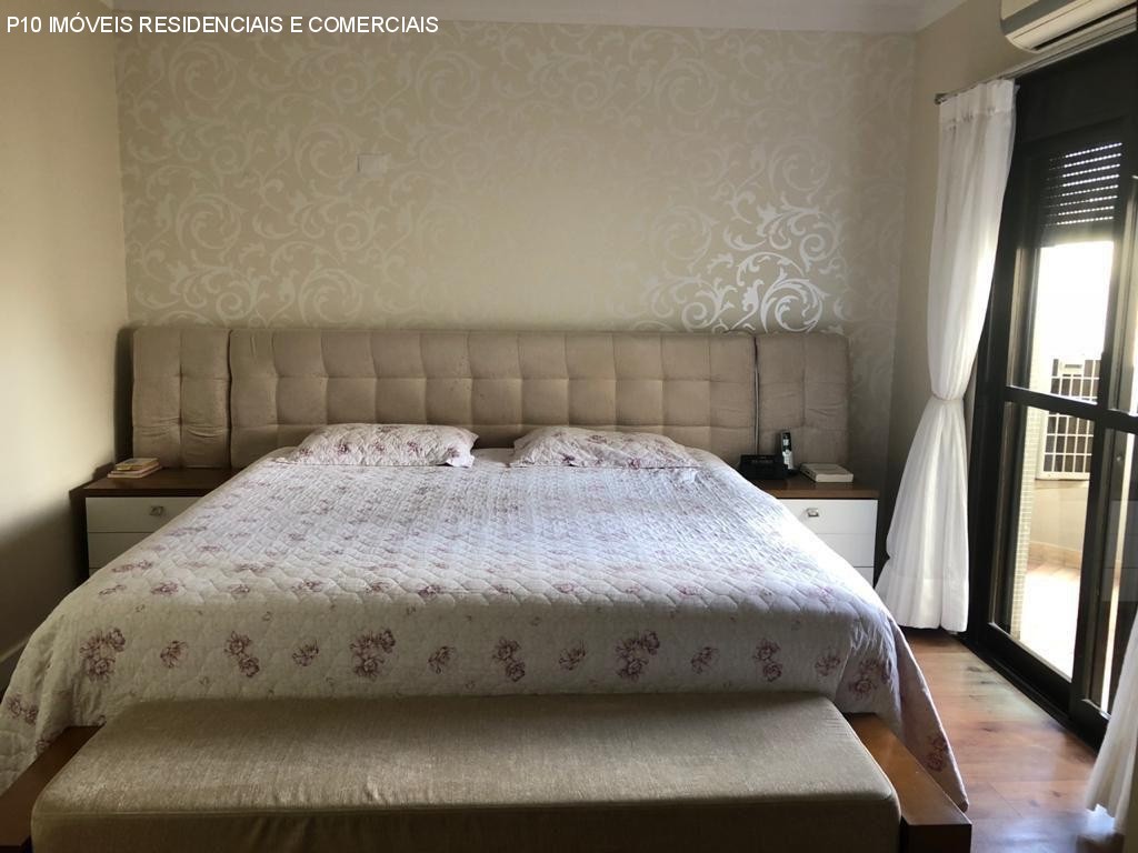 Apartamento à venda com 4 quartos, 228m² - Foto 14