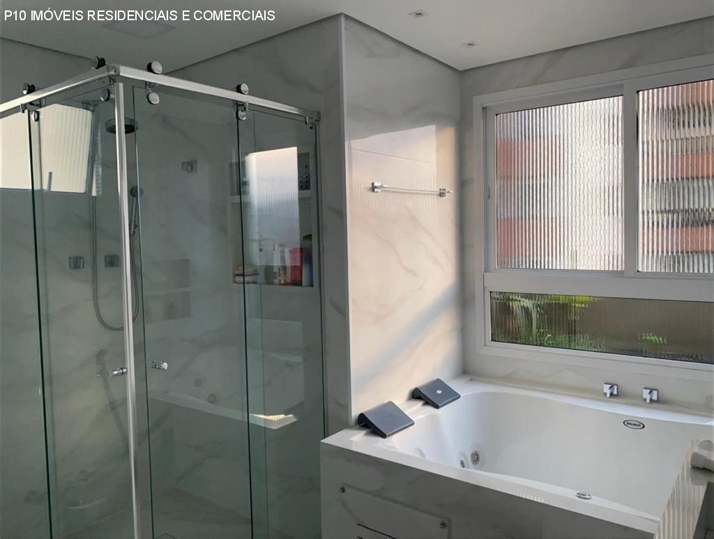 Apartamento à venda com 4 quartos, 228m² - Foto 27