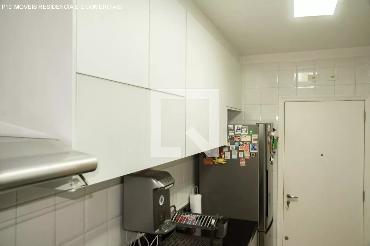 Apartamento à venda com 3 quartos, 134m² - Foto 10