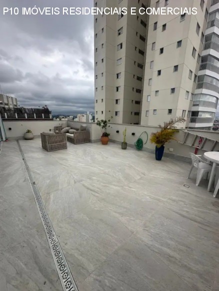 Cobertura à venda com 3 quartos, 230m² - Foto 6