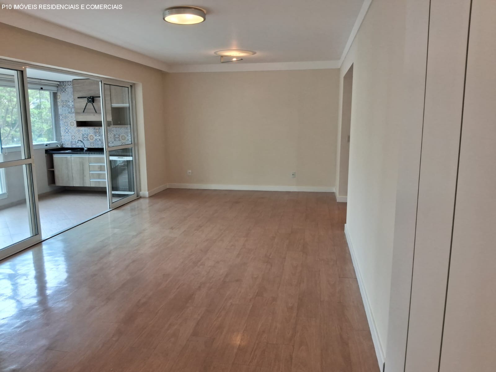 Apartamento à venda com 3 quartos, 122m² - Foto 5