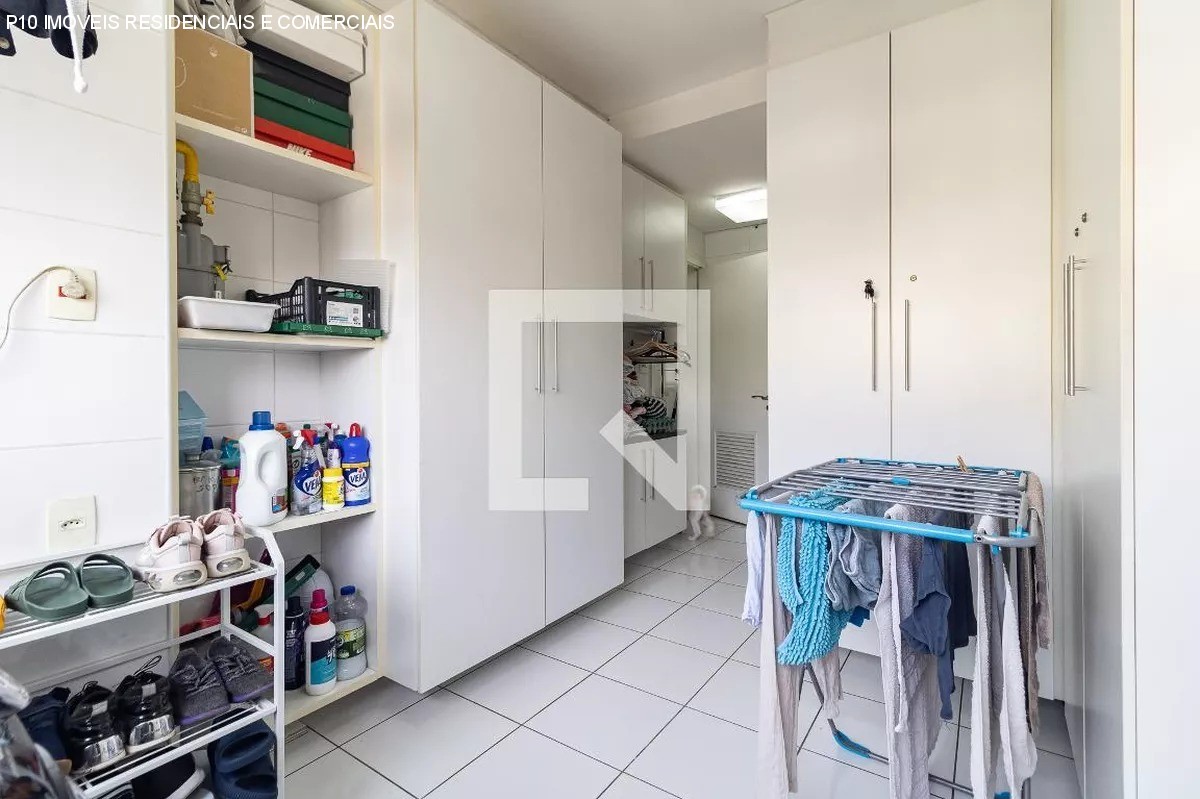 Apartamento à venda com 3 quartos, 213m² - Foto 31